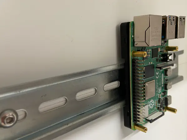 Raspberry Pi DIN Rail Adaptor