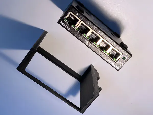 NETGEAR DIN Rail Mounting Adaptor Kit for NETGEAR GS305/E Switch